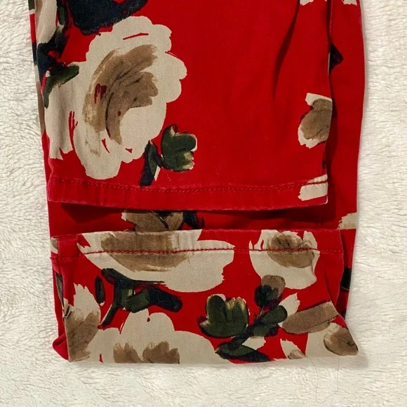 Chico’s Red Floral the Platinum Jegging Size 16P - Picture 5 of 15